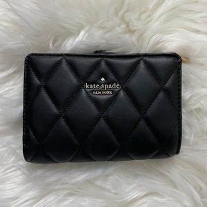 Carey Medium Compartment Bifold Wallet in Black